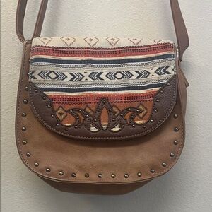 Justin Crossbody Purse